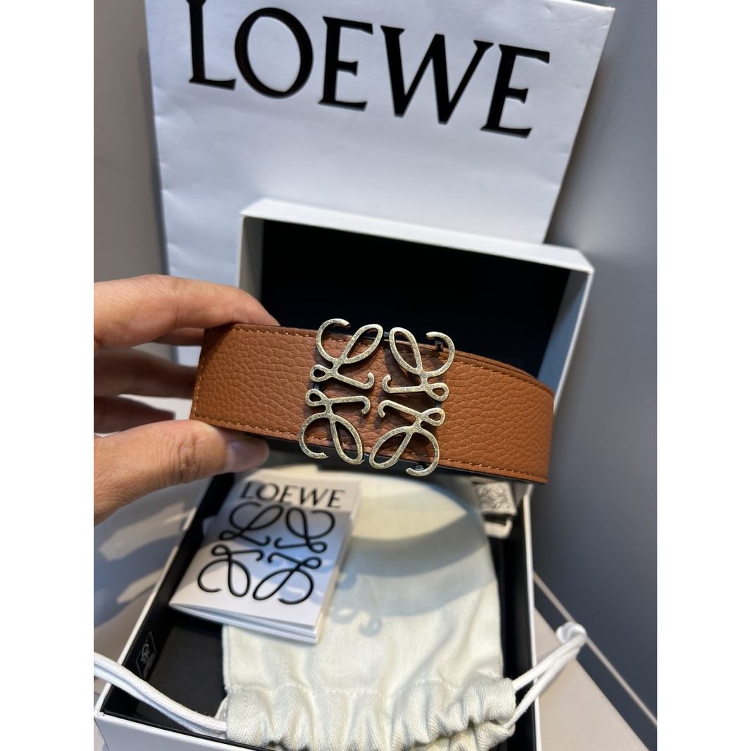 L0ew* belts
